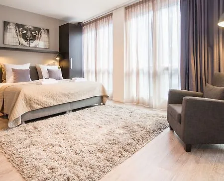 Short Group De Pijp District Ámsterdam