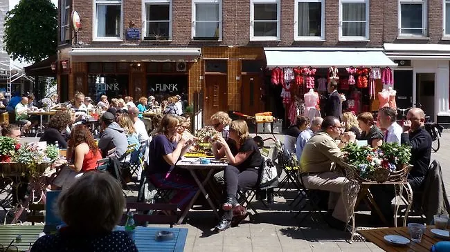 Short Group De Pijp District *